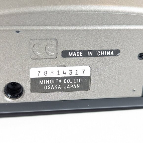 Vintage MINOLTA AF Big Finder 35mm film camera - Picture 9 of 15